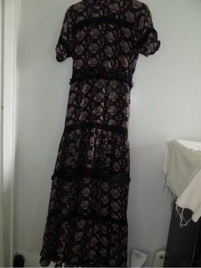 Alice+ Olivia Black Floral Tiered Maxi Dress